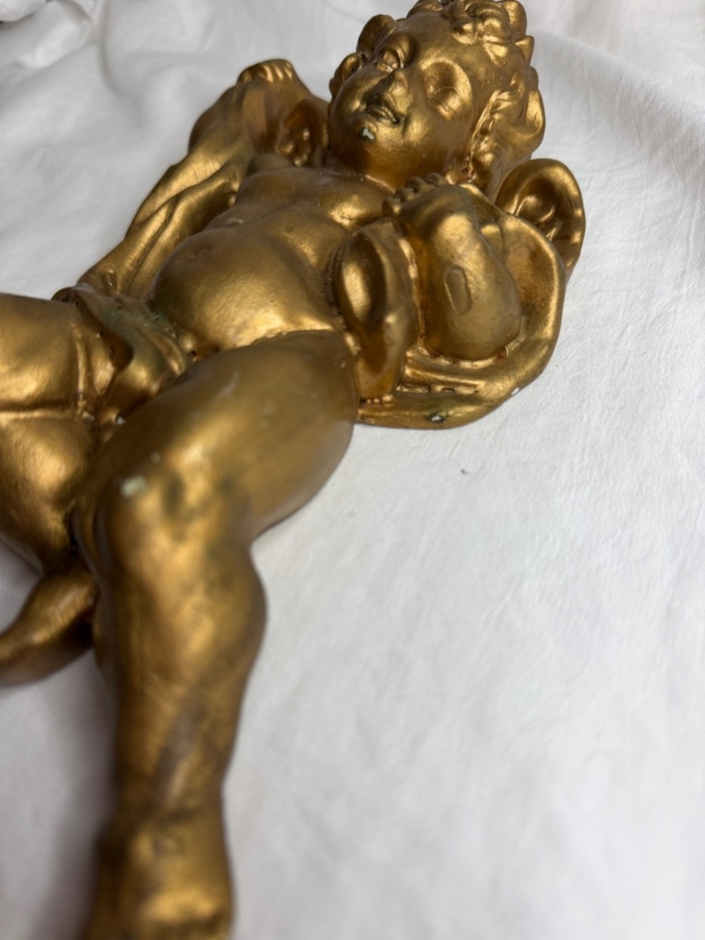 Mid-Century Gold Angel Wall Hanging – Renaissance Style Gilded Cherub Decor - Picture 9 of 9
